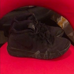 Nike Kyrie Irving Basketball Tennis